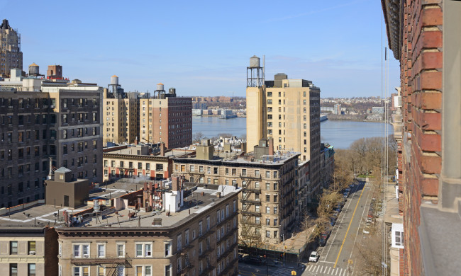 West 106th Street and Hudson River in New York City