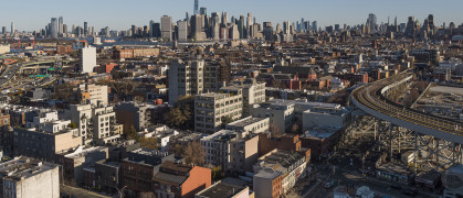 Elevated train tracks and buildings in Carroll Gardens, Brooklyn